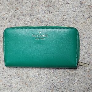 Kate Spade Vibrant Green Zip Wallet